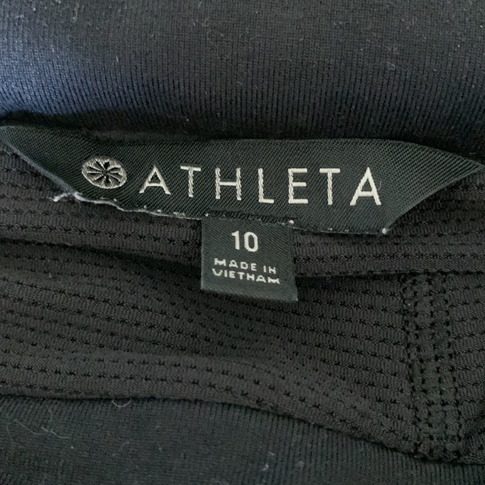 Athleta Skort EUC - Picture 2 of 7